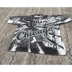 MLB (Americas Favorite) - Chicago White Sox All Over Print T-Shirt 1991